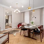 Zgoda Apartments Near The Palace Of Culture And Science By Sun & Snow