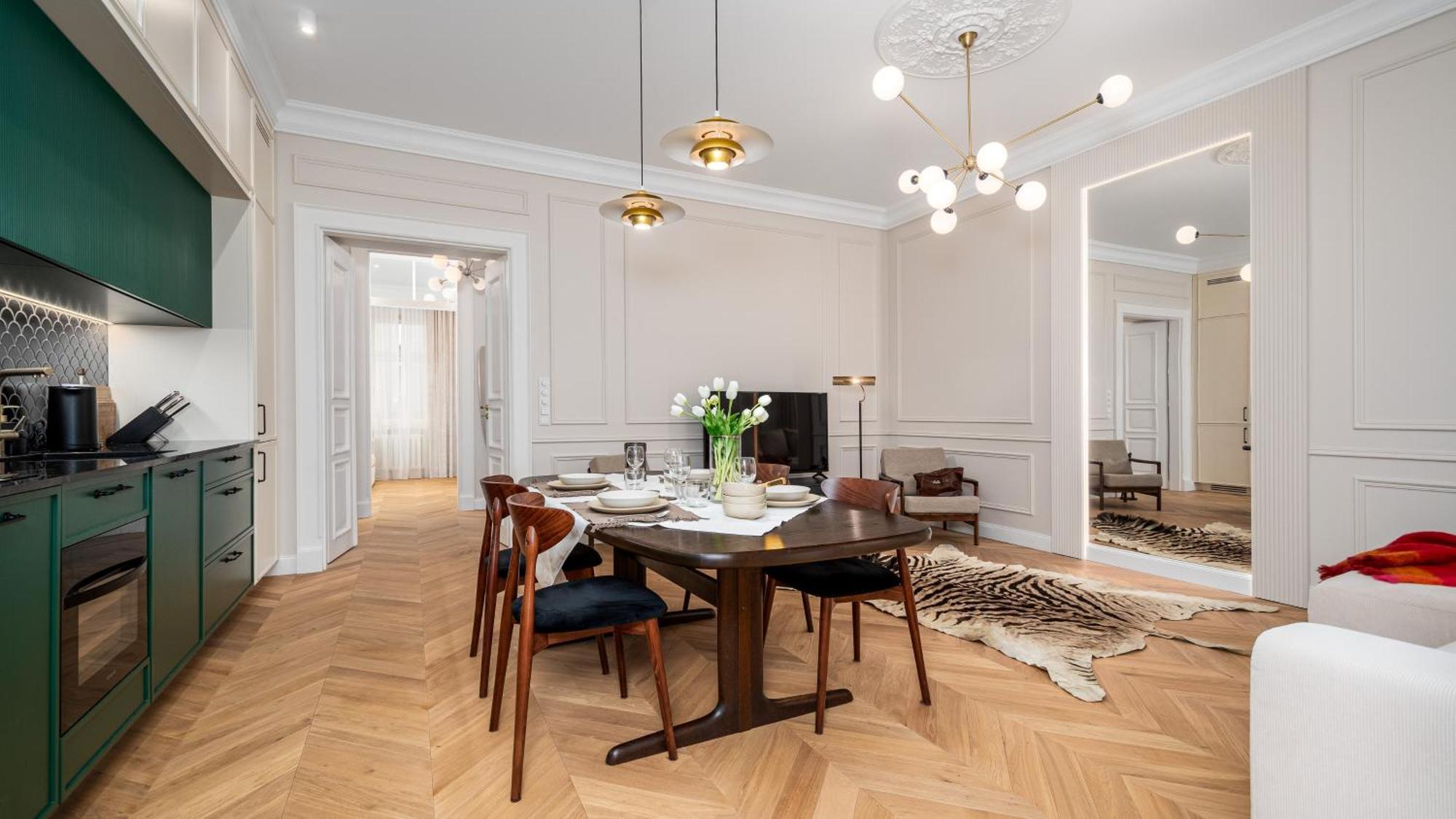 Zgoda Near The Palace Of Culture And Science By Sun & Snow Apartament